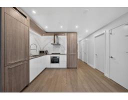 303 15165 Thrift Avenue, White Rock, BC V4B0C1 Photo 8