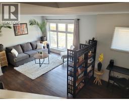 Dining nook - 619 10th Avenue, Invermere, BC V0A1K0 Photo 6