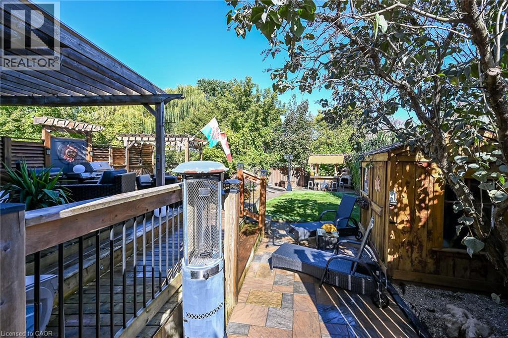 4377 BEVERLEY Crescent - 38