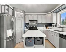 Bedroom - 5 Riverview Court, Cochrane, AB T4C1K6 Photo 10