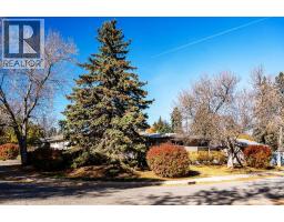 163 Westwood Drive SW - photo 3
