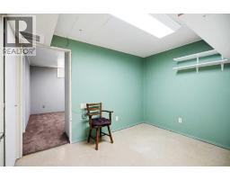 163 Westwood Drive SW - photo 23
