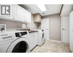 163 Westwood Drive SW - photo 27
