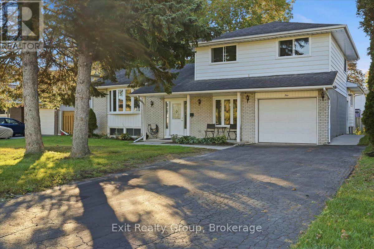5 Flint Drive, Belleville, ON