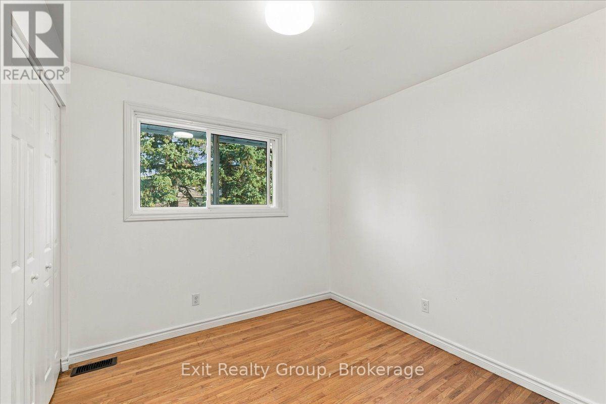 5 Flint Drive, Belleville, ON photo 16
