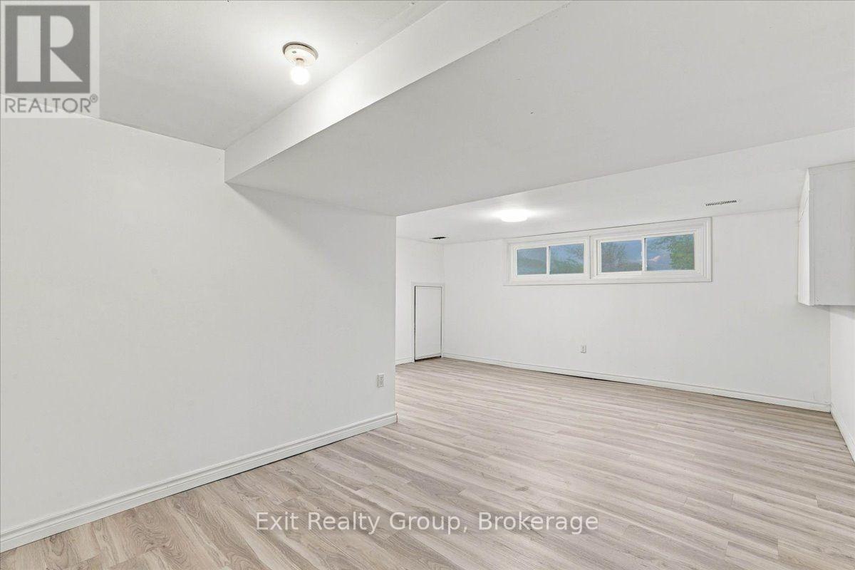 5 Flint Drive, Belleville, ON photo 22