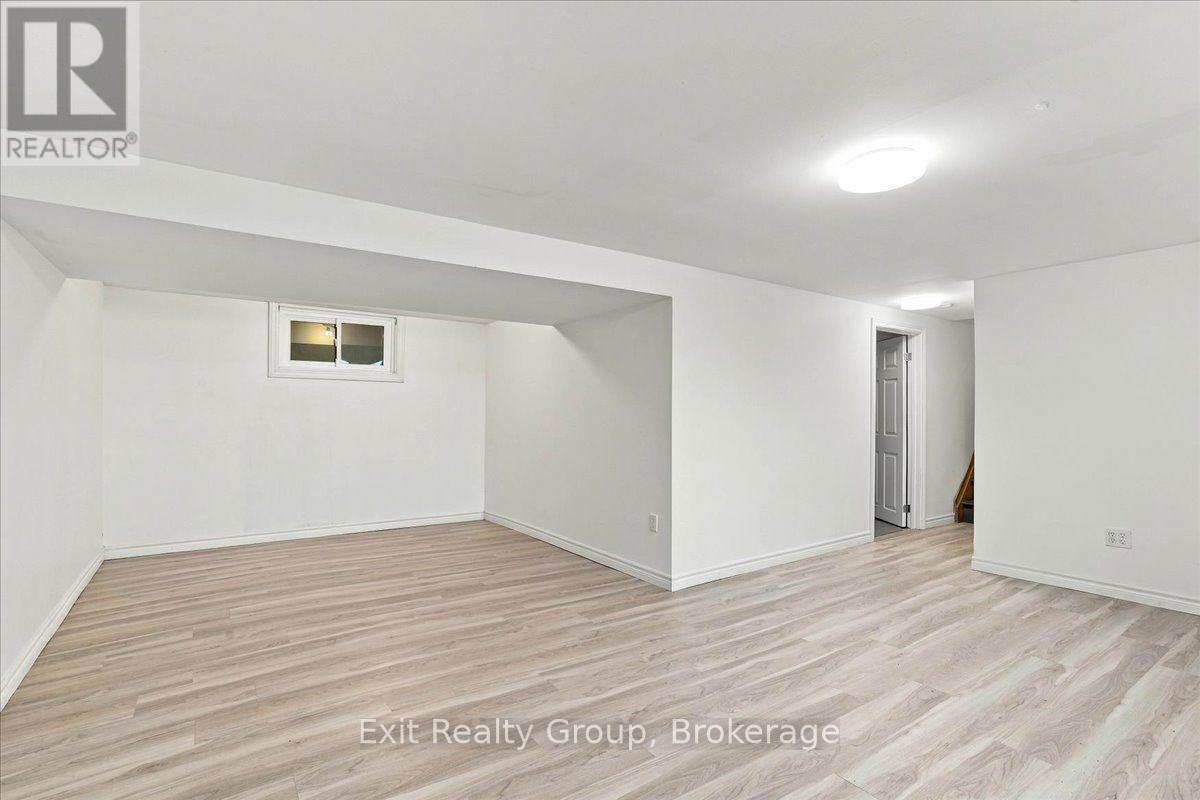5 Flint Drive, Belleville, ON photo 23