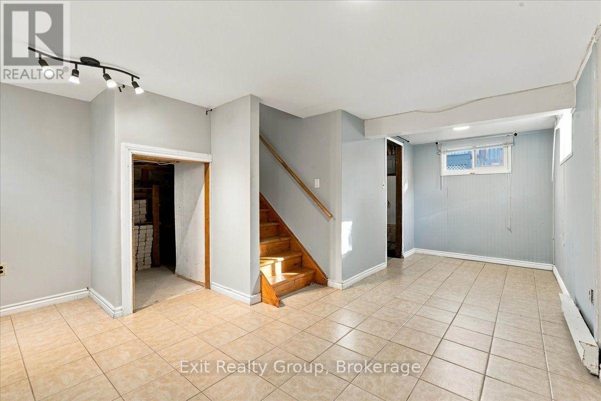 5 Flint Drive, Belleville, ON photo 29