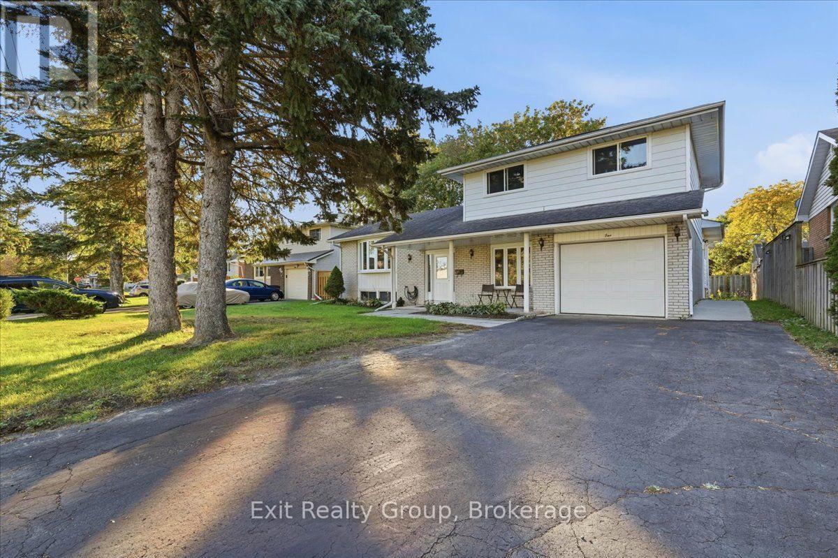 5 Flint Drive, Belleville, ON photo 3