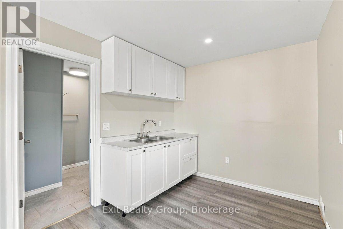 5 Flint Drive, Belleville, ON photo 34
