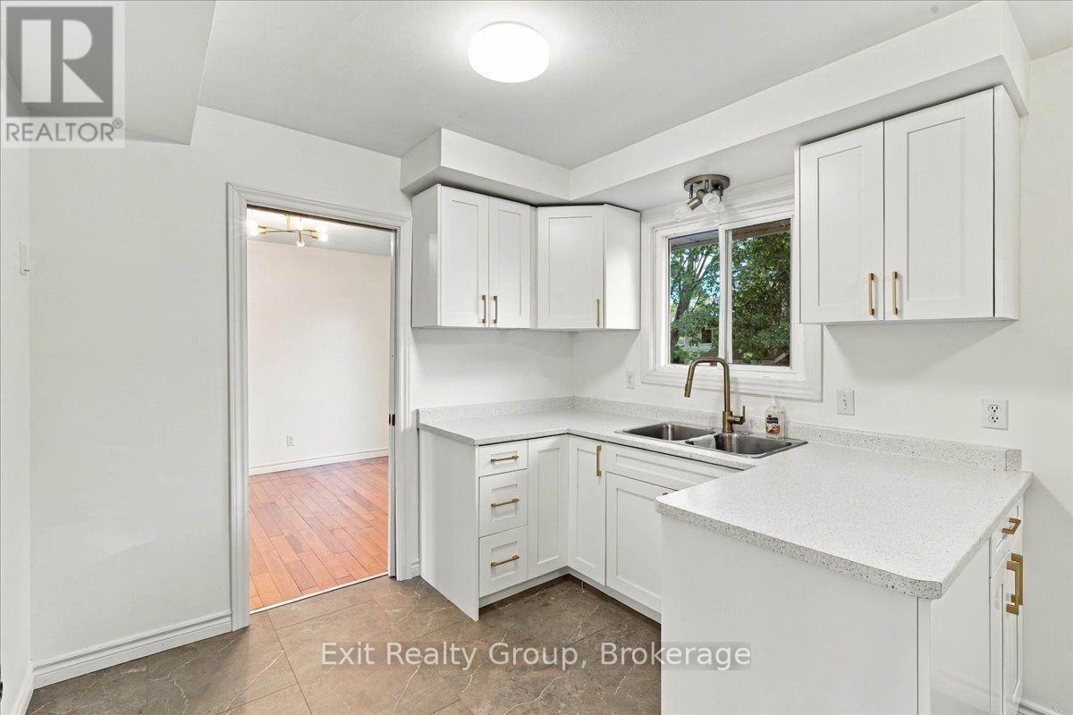 5 Flint Drive, Belleville, ON photo 9