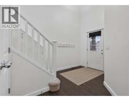 684 Evanston Drive NW - photo 5
