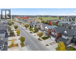 684 Evanston Drive NW - photo 4