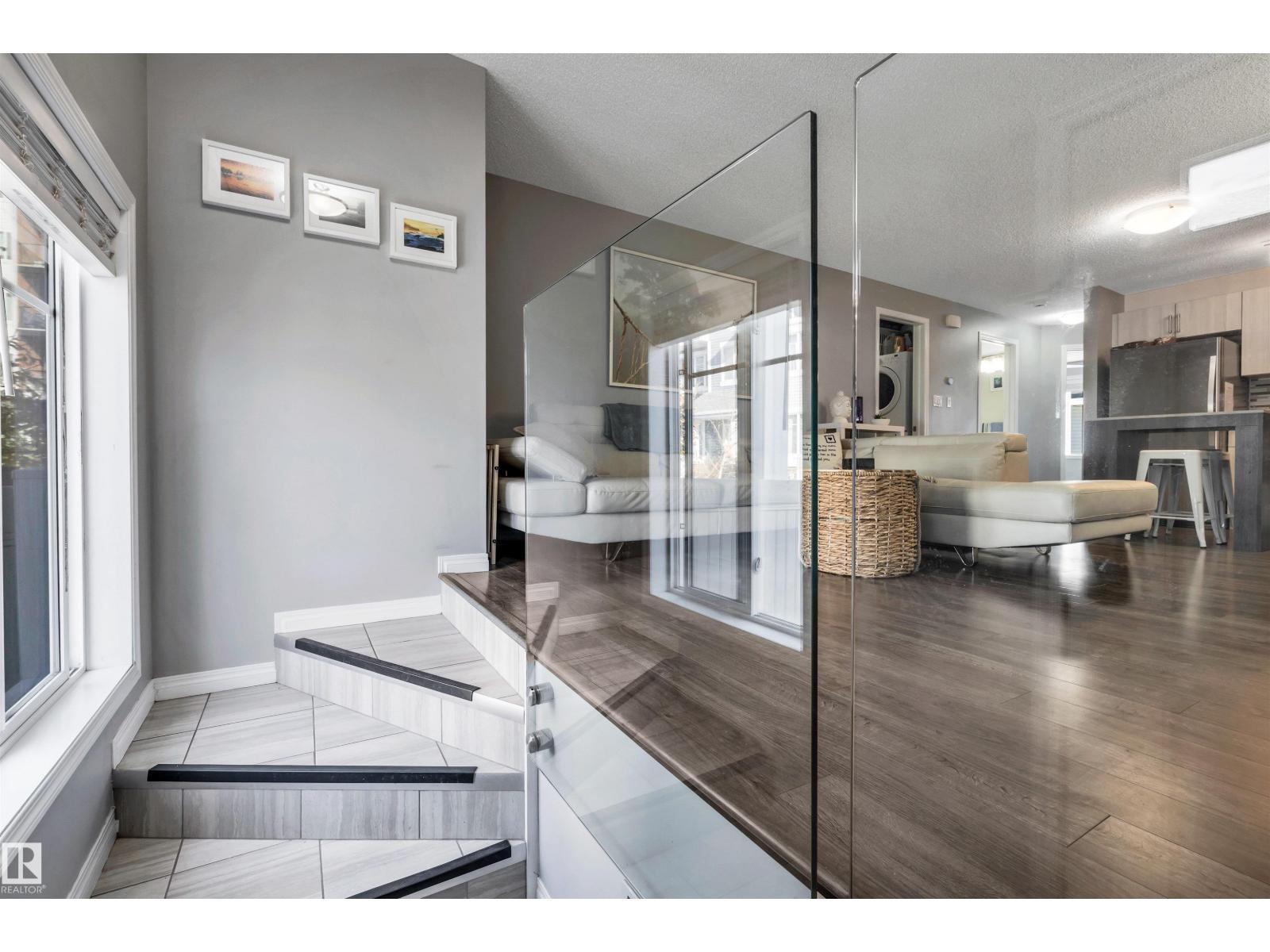 #76 2905 141 ST SW - 5