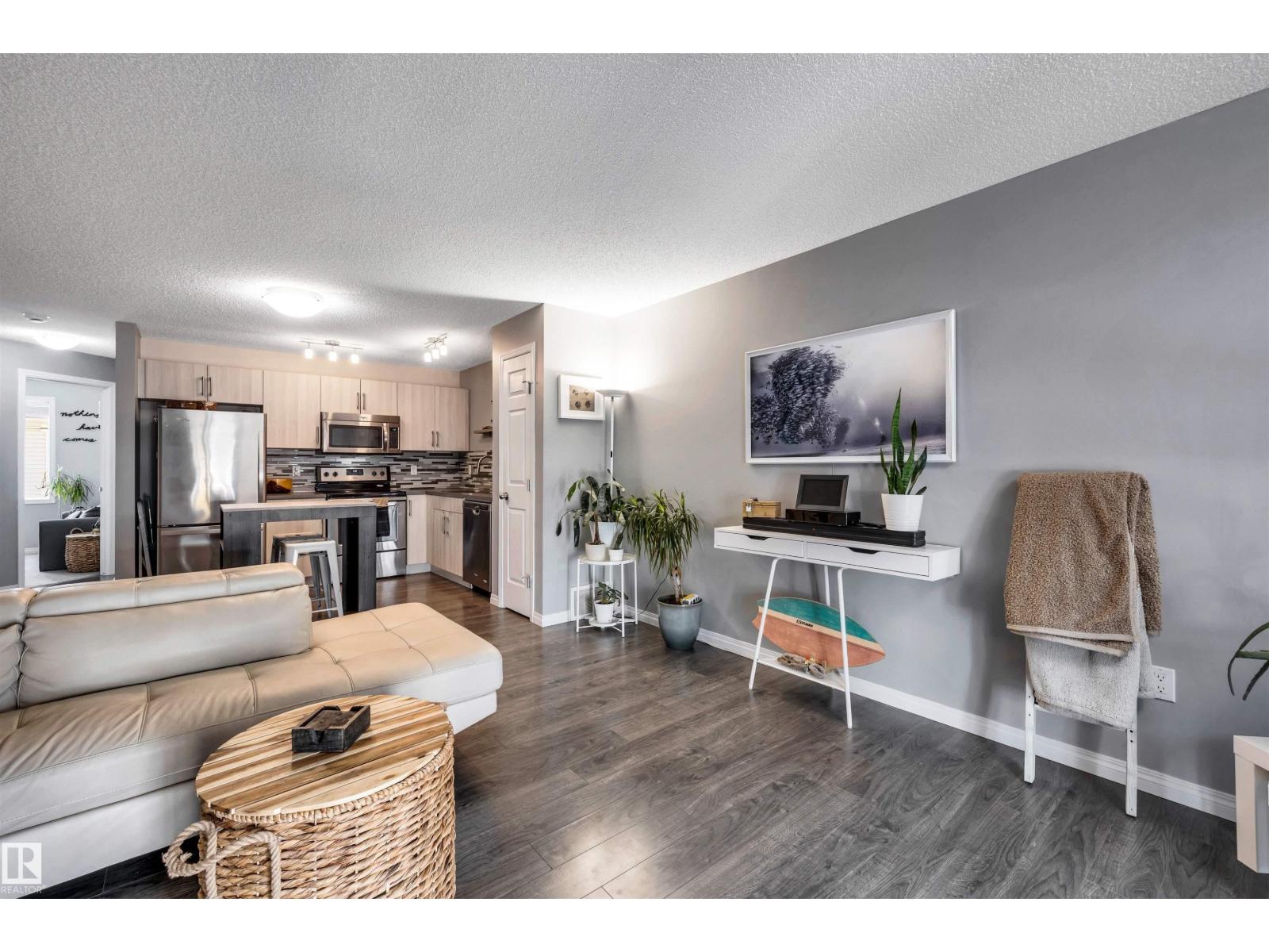 #76 2905 141 ST SW - 9