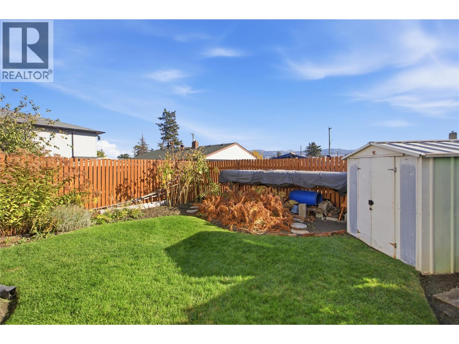 152 Elm Avenue - 28