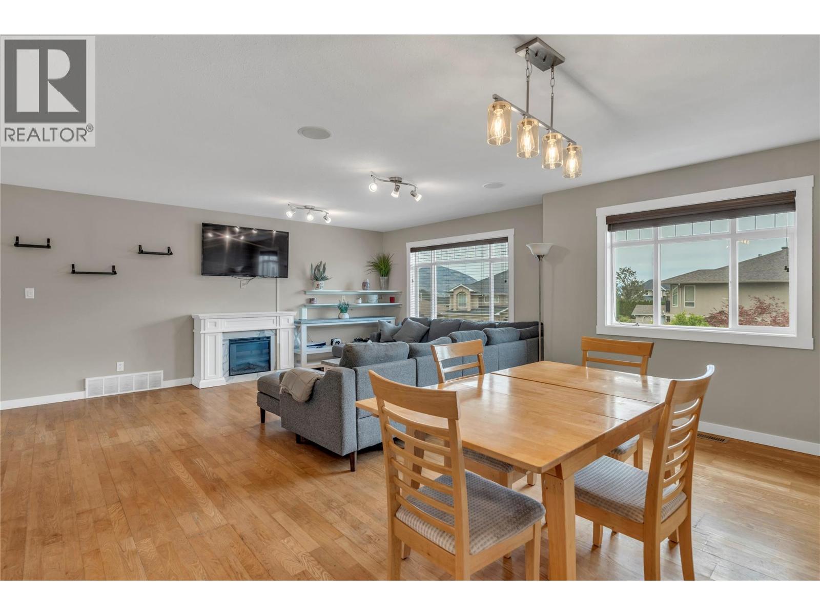 2390 Wiltse Drive - 8