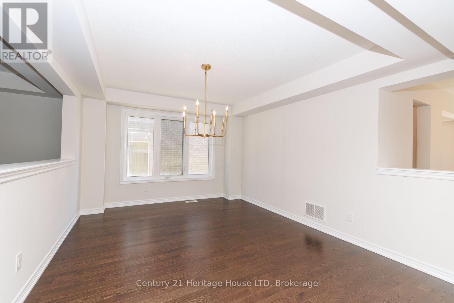 11 Philmori Crescent — photo 10
