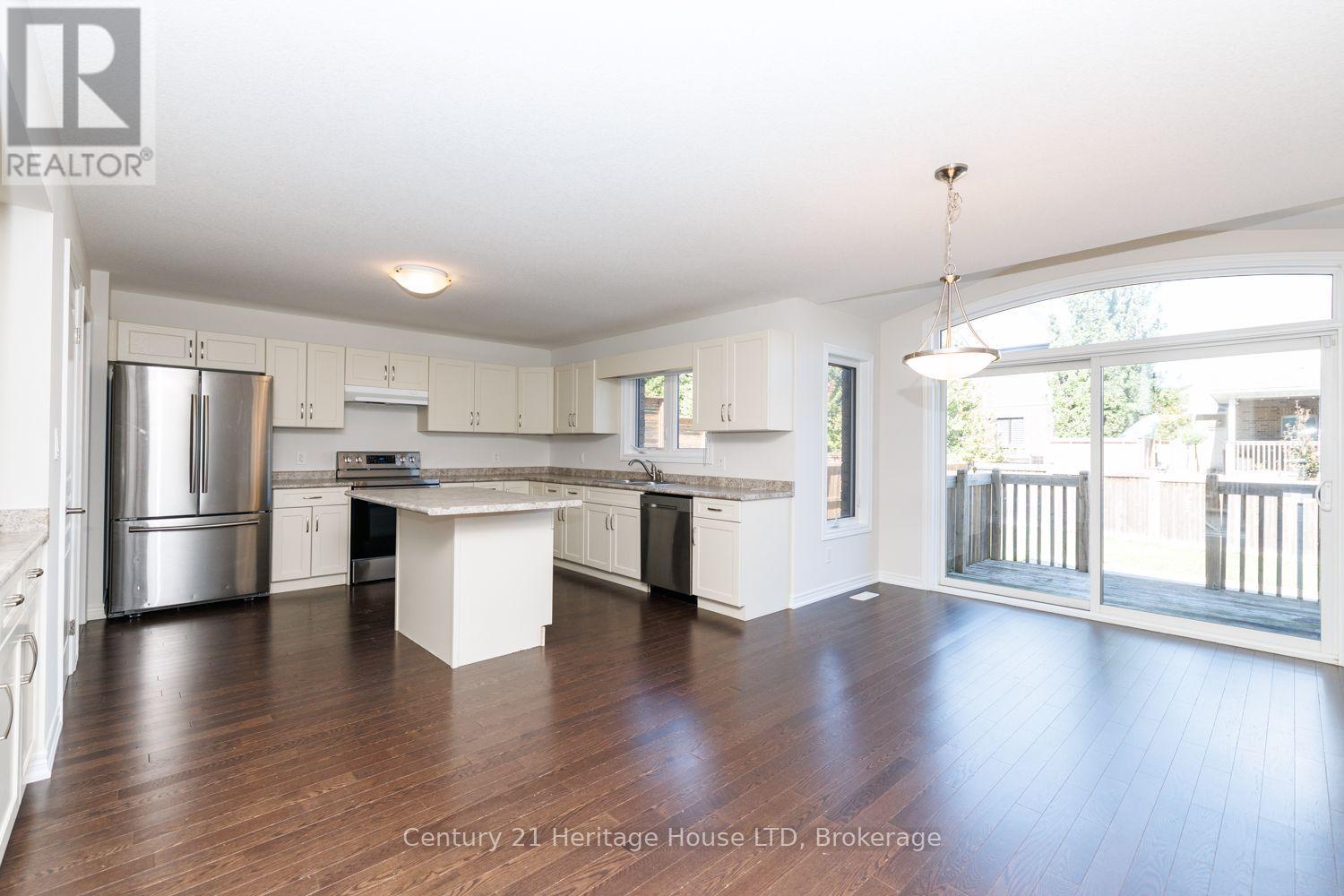 11 Philmori Crescent — photo 11