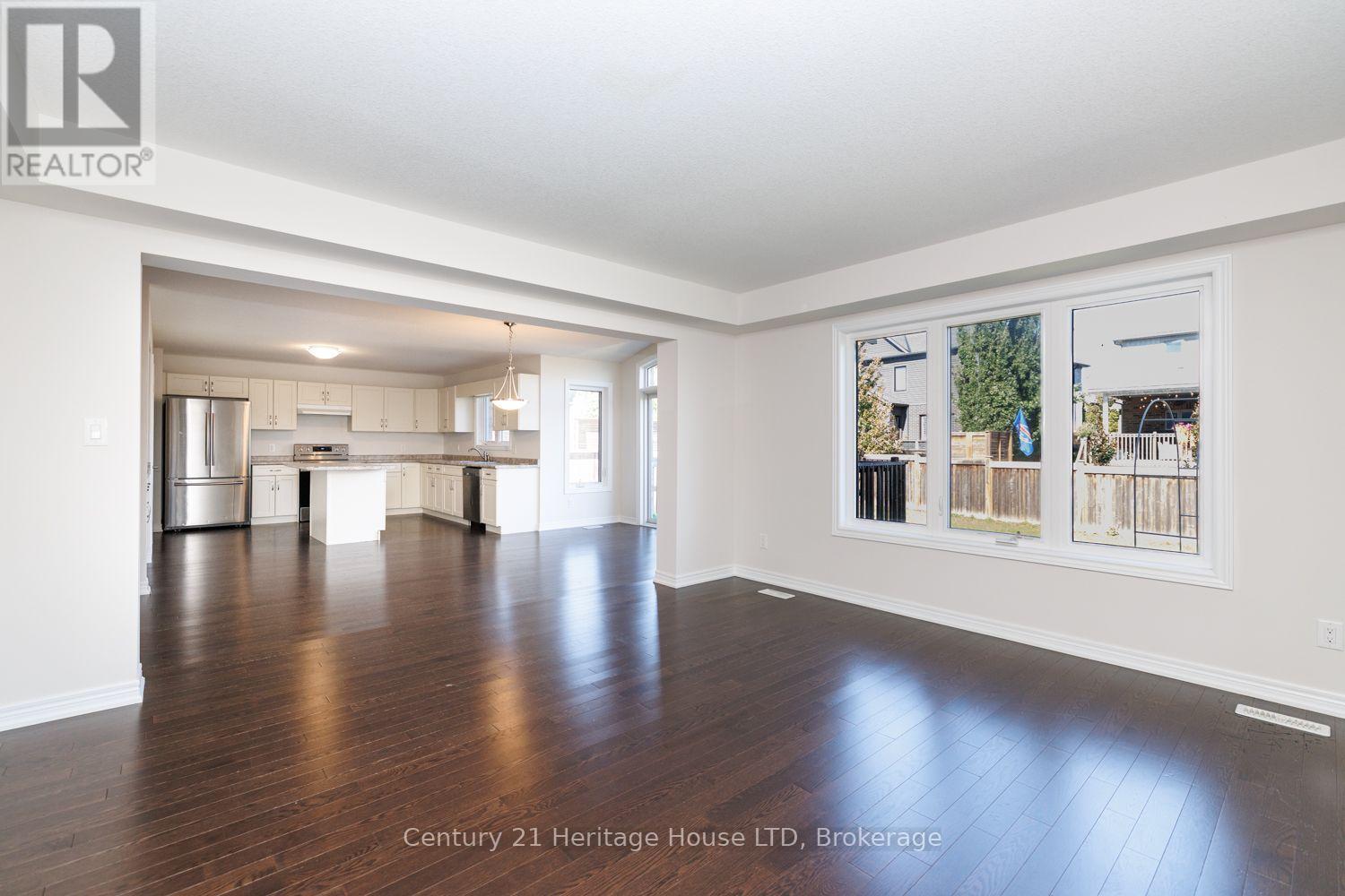 11 Philmori Crescent — photo 20
