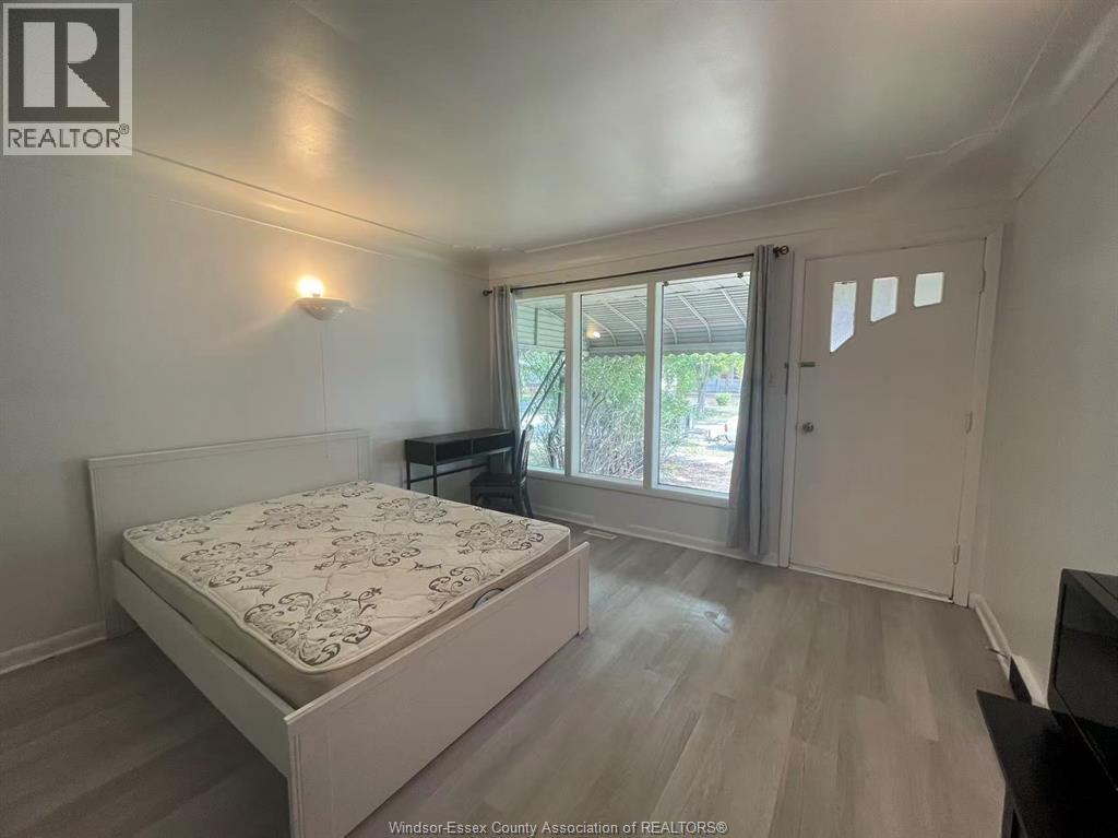 787 Campbell — photo 2