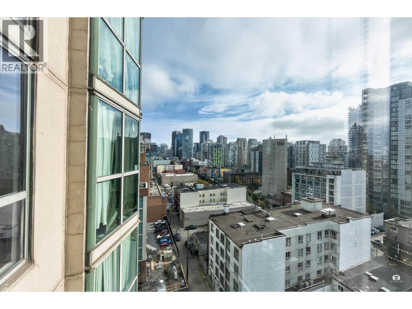Photo of 1106 1188 HOWE STREET 22
