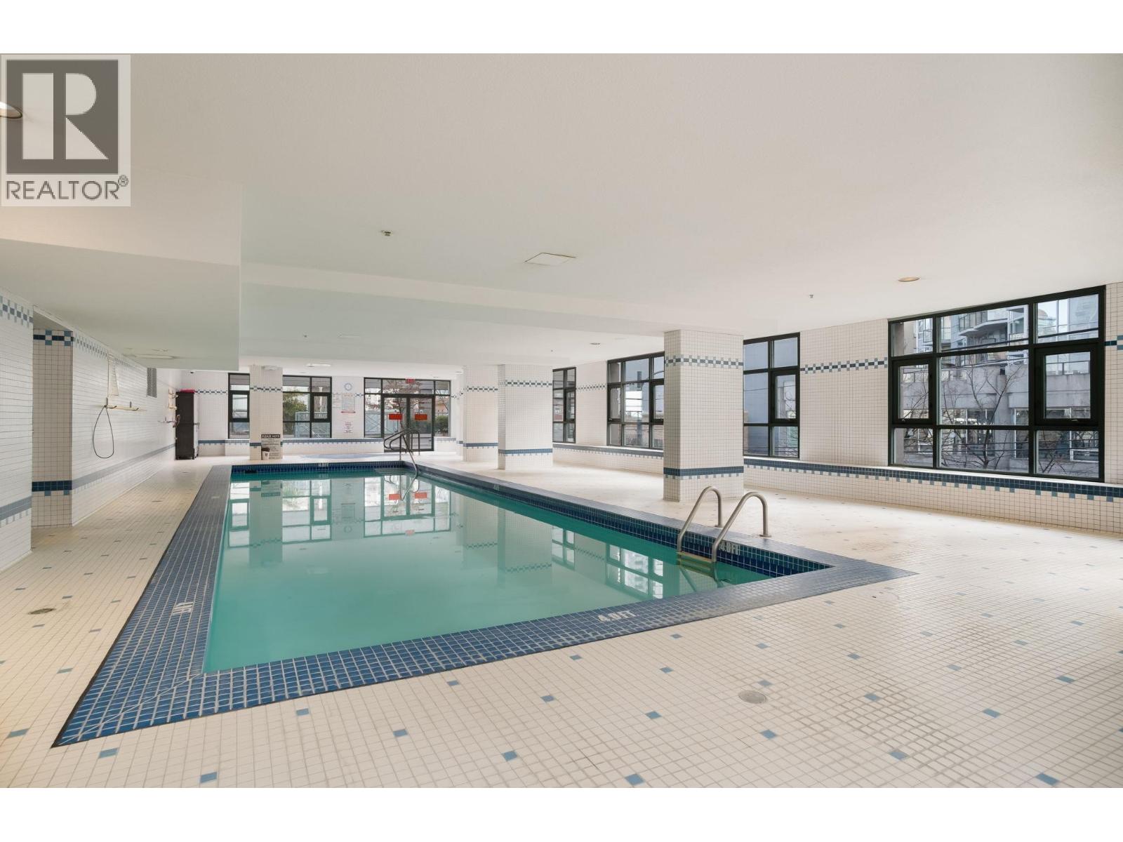 Photo of 1106 1188 HOWE STREET 25