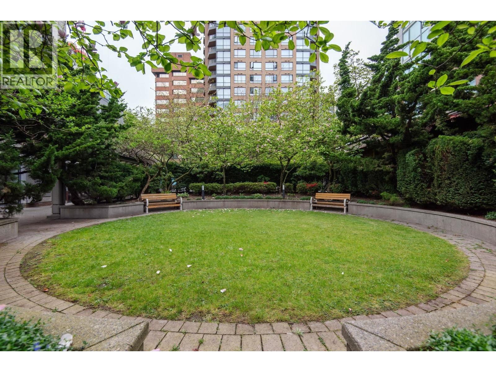 Photo of 1106 1188 HOWE STREET 29