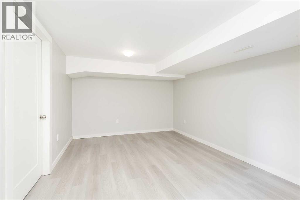2835 11 Avenue S - 19