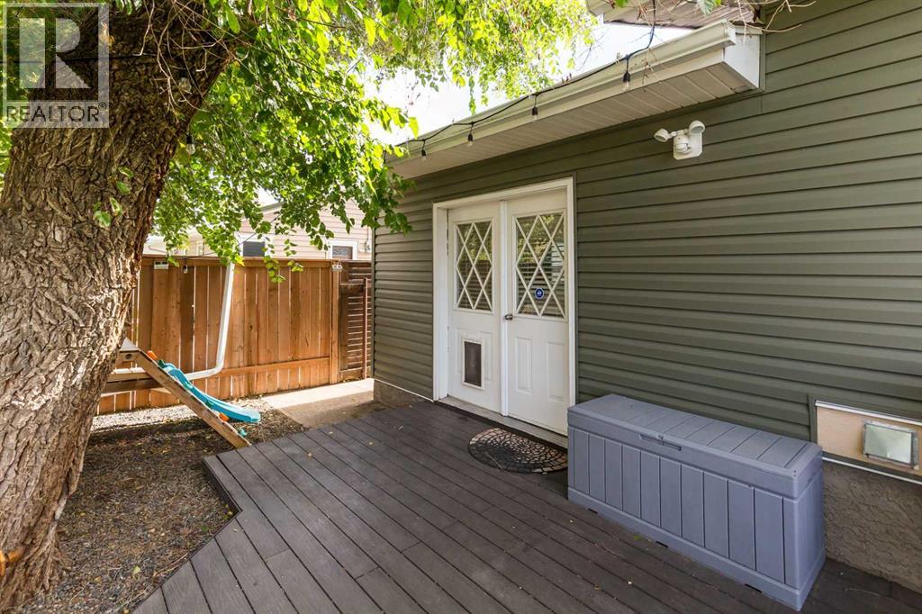 2835 11 Avenue S - 30