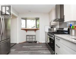 2835 11 Avenue S - photo 10