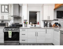 2835 11 Avenue S - photo 9