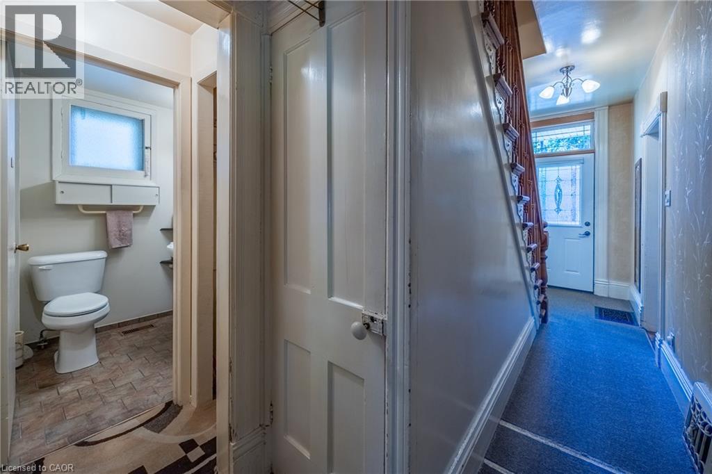 33 PALMERSTON Avenue - 17