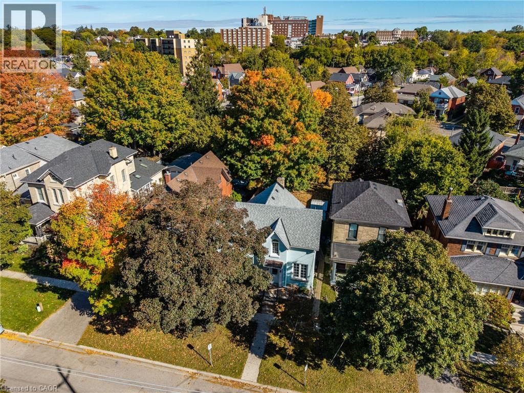 33 PALMERSTON Avenue - 2