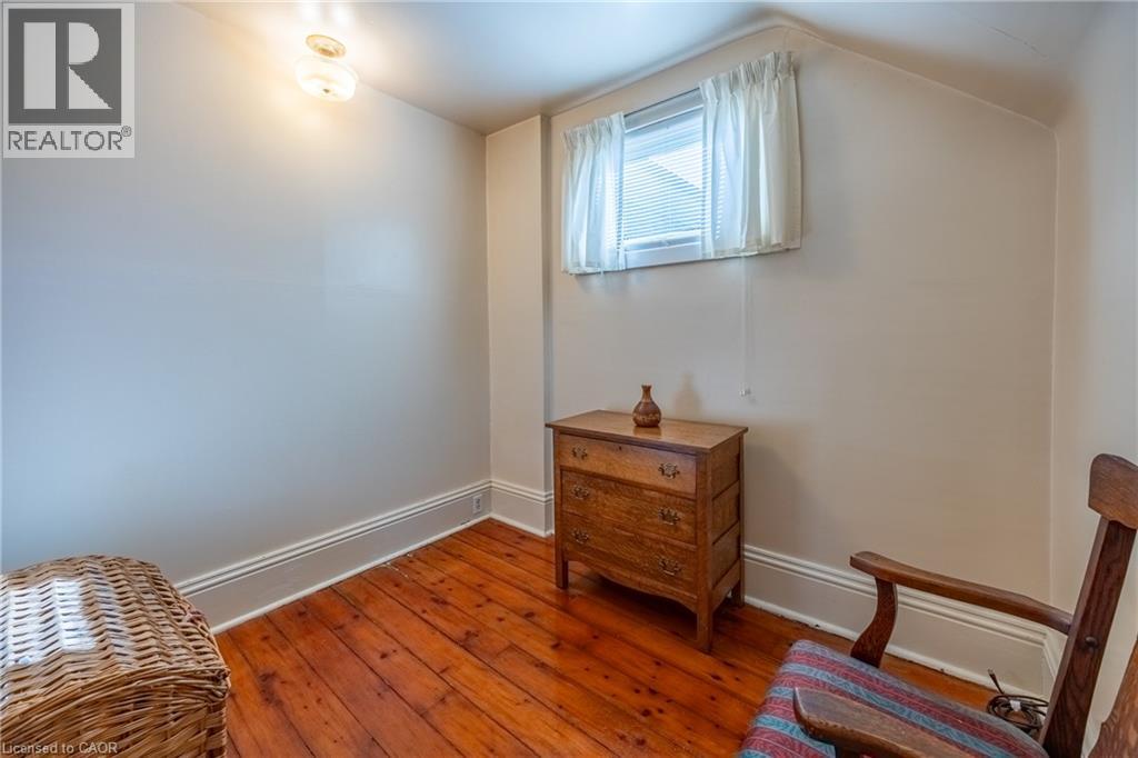 33 PALMERSTON Avenue - 28