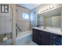 33 Palmerston Avenue, Brantford, ON N3T4L1 Photo 20