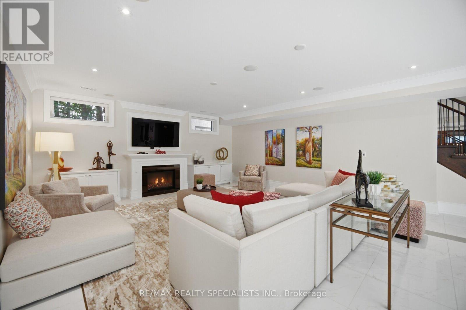 154 Burbank Drive, Toronto, ON photo 42