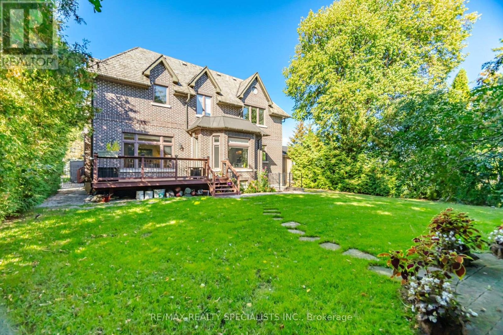 154 Burbank Drive, Toronto, ON photo 49