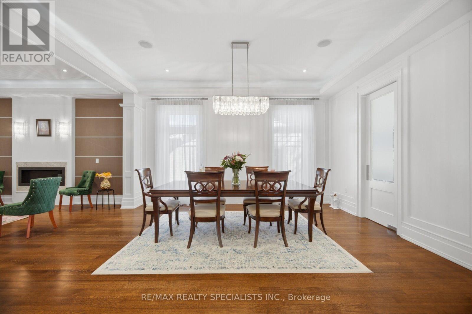 154 Burbank Drive, Toronto, ON photo 7