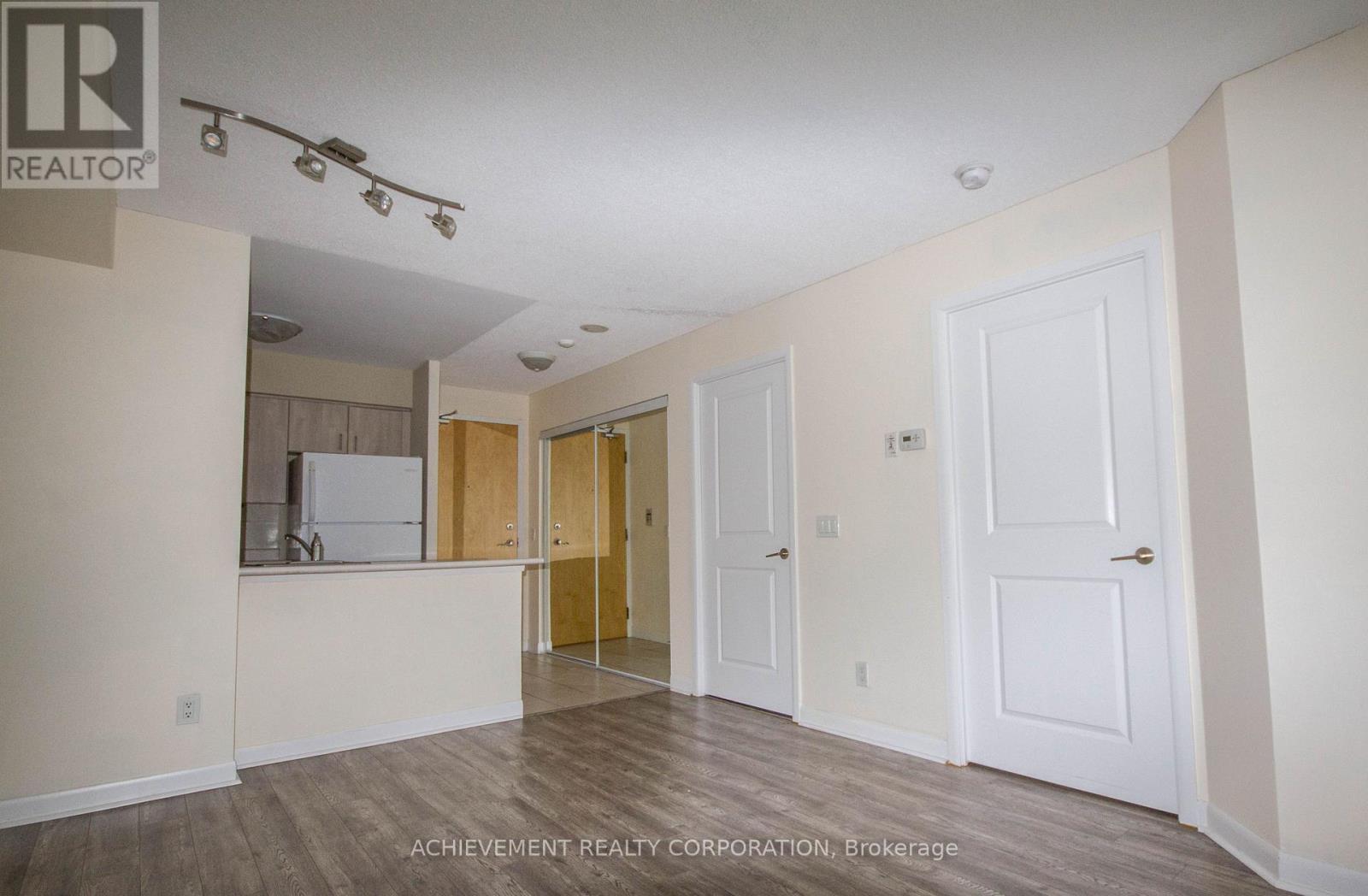 4978 Yonge Street — photo 19