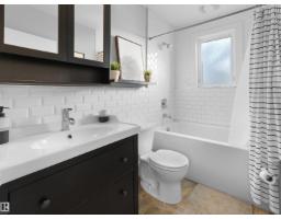 11142 71 Av Nw, Edmonton, AB T6G0A4 Photo 14