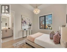 1027 39 Avenue NW - photo 21