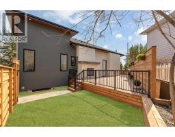1027 39 Avenue NW - photo 46