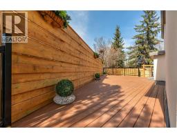 1027 39 Avenue NW - photo 48