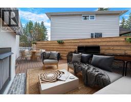 1027 39 Avenue NW - photo 44