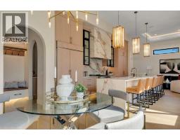 1027 39 Avenue NW - photo 9