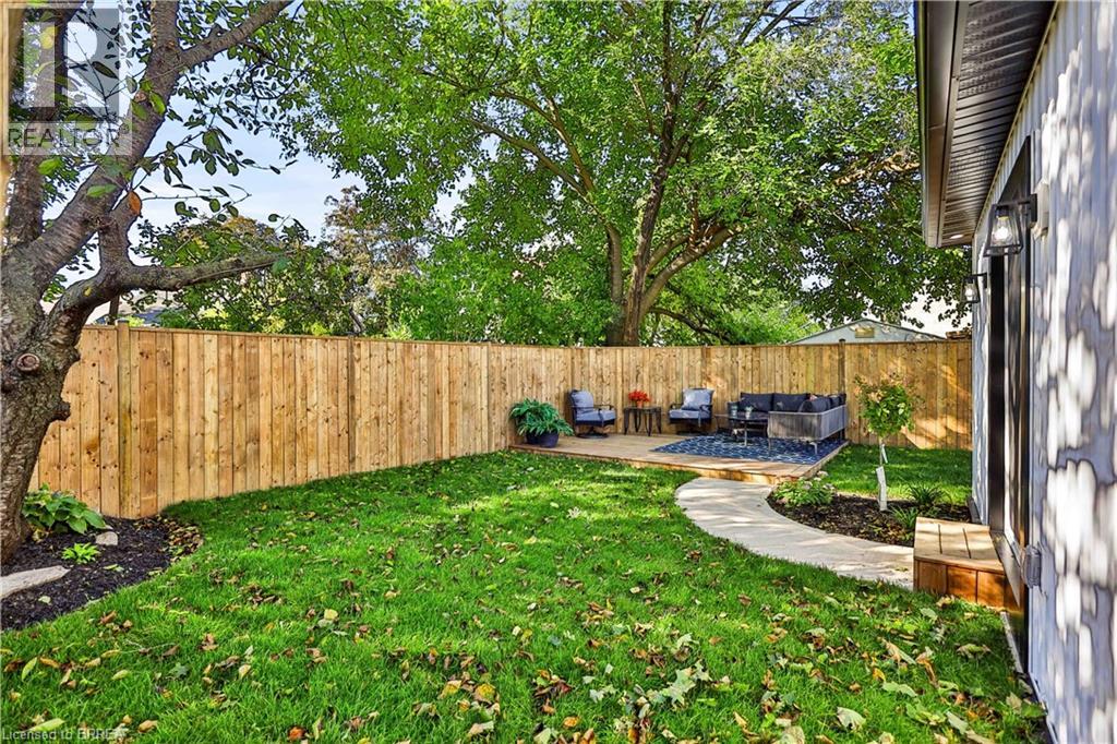 9 Walter Street — photo 31