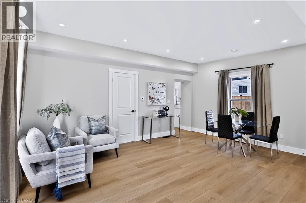 9 Walter Street — photo 7