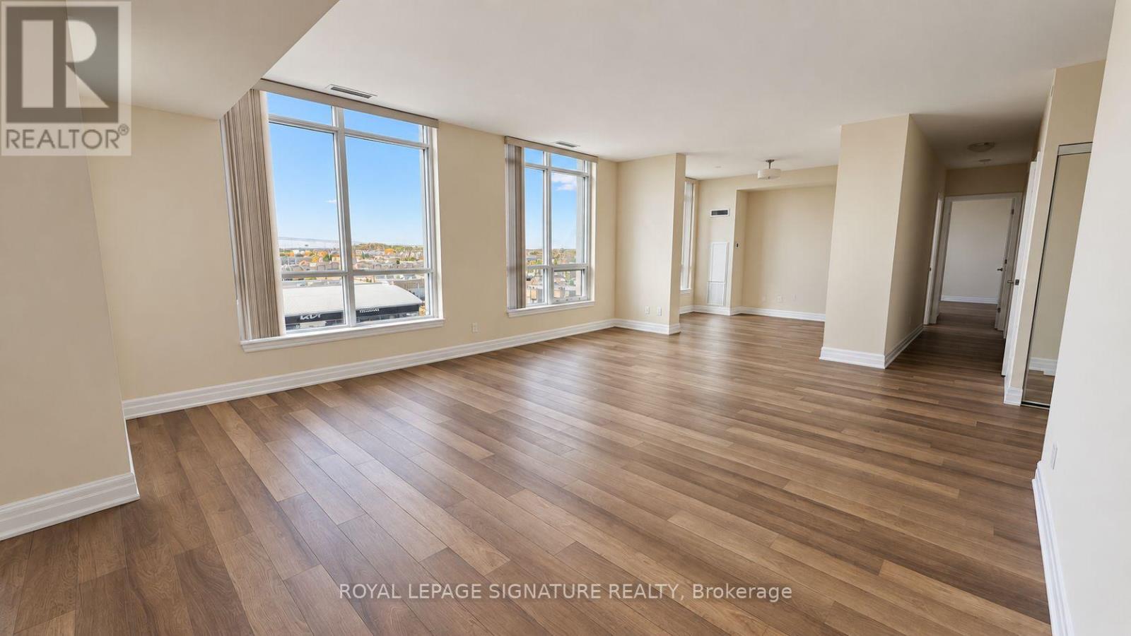9085 Jane Street — photo 12