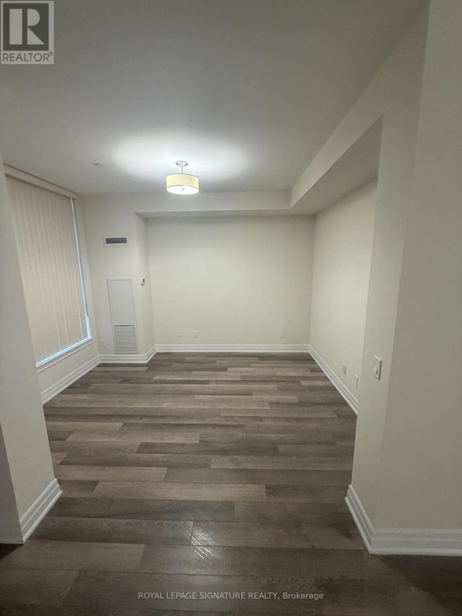 9085 Jane Street — photo 25